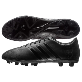 soccer shoes all black