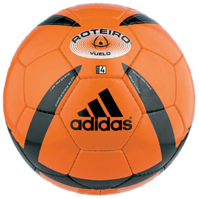 Adidas Roteiro Vuelo Ball @ SoccerEvolution.comÂ® Soccer Store