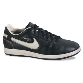ronaldinho futsal shoes