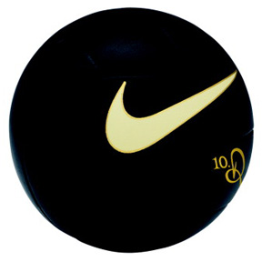 ronaldinho nike ball