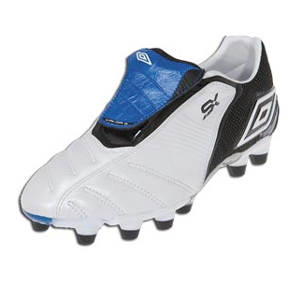Umbro  SX Valor A HG Soccer Shoes (Ice White)