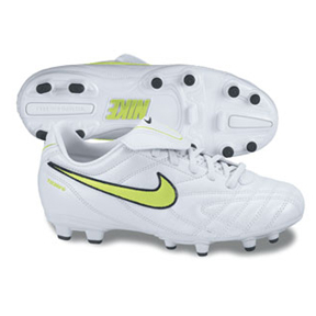 size 12 nike soccer shoes