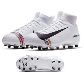 DAIYOS Shoes Men 's Football Soccer Mercurial Superfly CR7 .