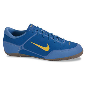 maize and blue nike shoes