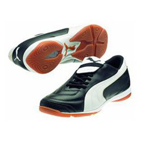 Puma King Exec IT Indoor Soccer Shoes (Black/White) @ SoccerEvolution ...