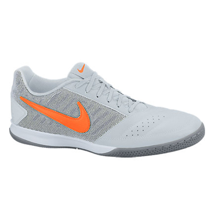 nike soccer trainers