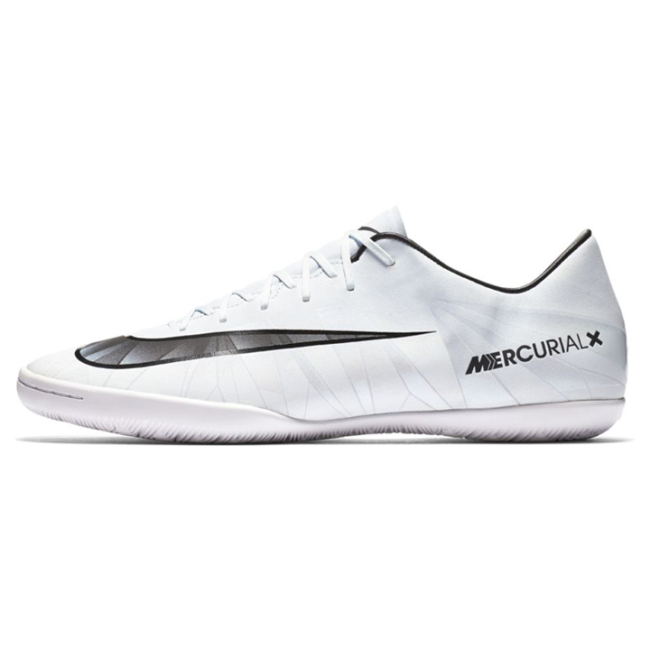 cr7 tennis shoes
