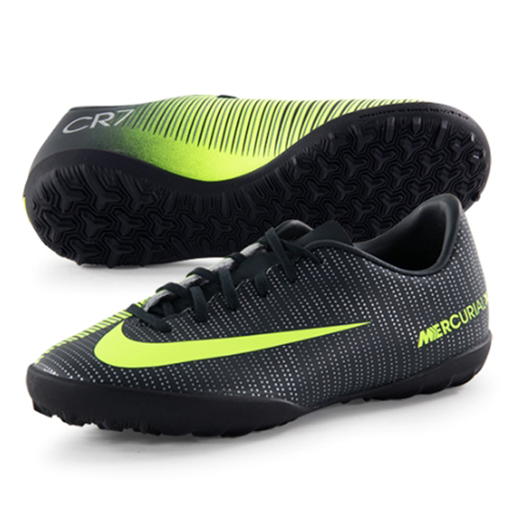 nike youth turf shoes