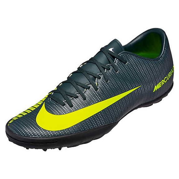 TRADY Ultimate CR7 Ronaldo Ankle Football . Amazon.in